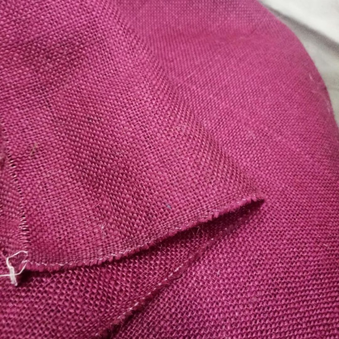 Maroon Non Laminated Jute Fabric (1)